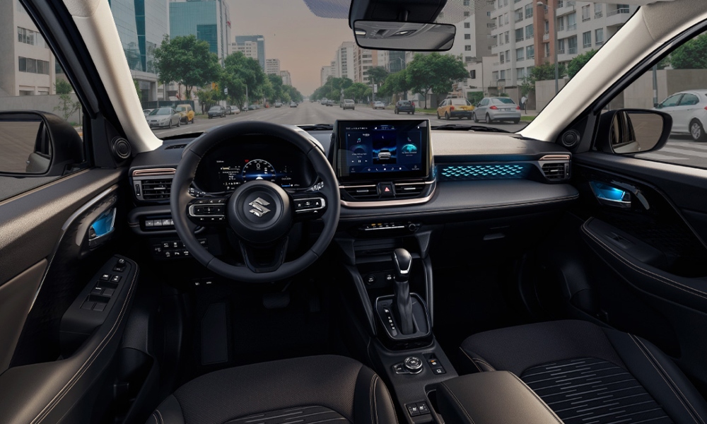 Vista del habitaculo interior de la New Suzuki Across Smart Hybrid.